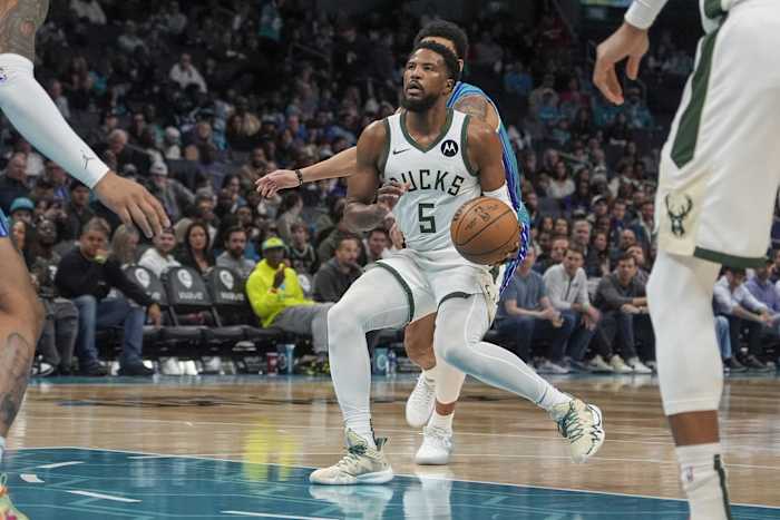Milwaukee Bucks guard Malik Beasley (5) handles the ball against the Charlotte Hornets 